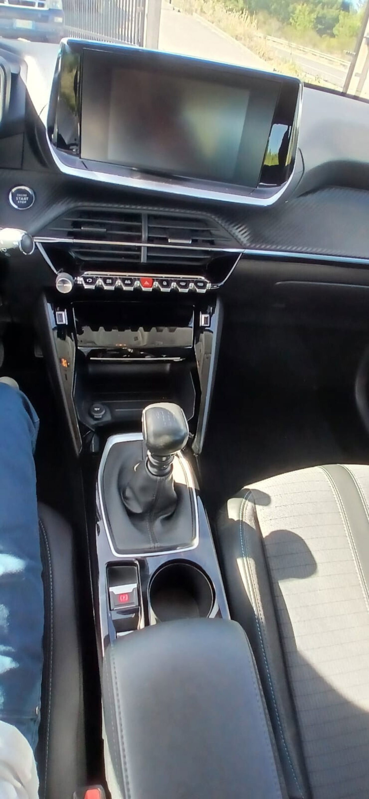 Peugeot 208 BlueHDi 100 Stop&Start 5 porte Allure (8)