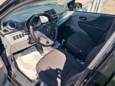 Nissan Pixo 1.0 5 porte Look (10)