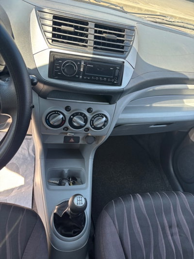 Nissan Pixo 1.0 5 porte Look (11)