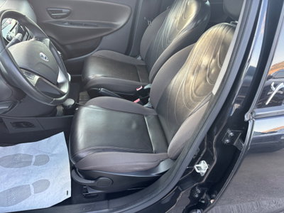 Lancia Ypsilon 1.3 MJT 16V 95 CV 5 porte S&S Gold (14)