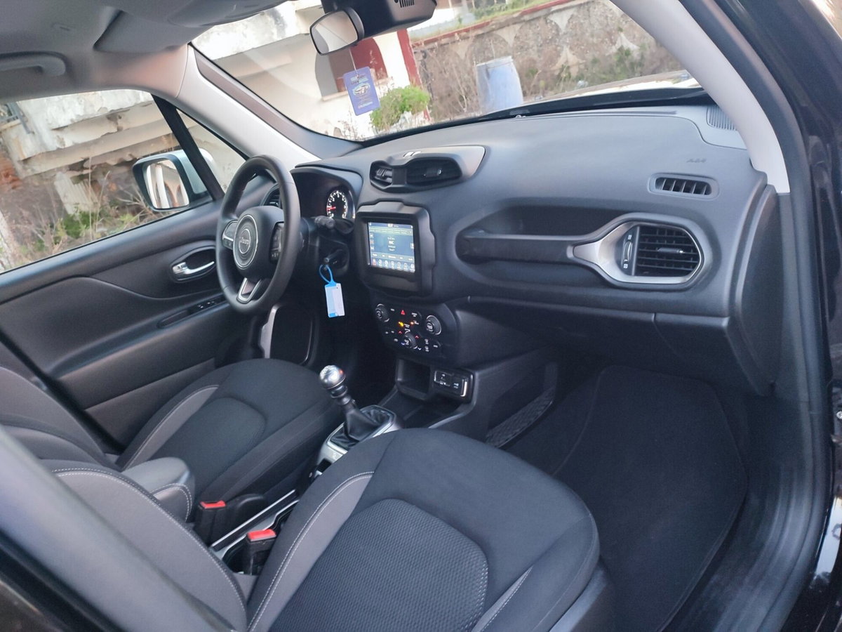 Jeep Renegade 1.6 Mjt 130 CV Limited (10)