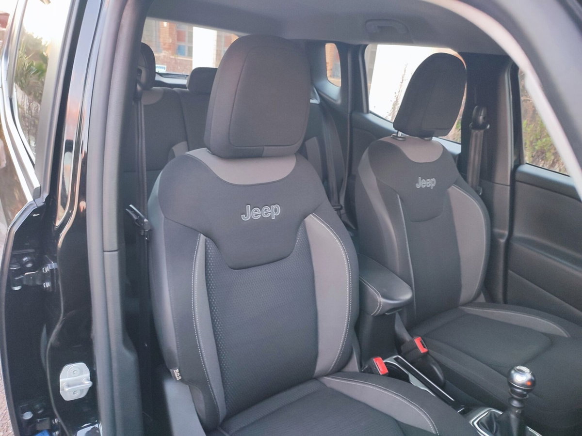 Jeep Renegade 1.6 Mjt 130 CV Limited (9)