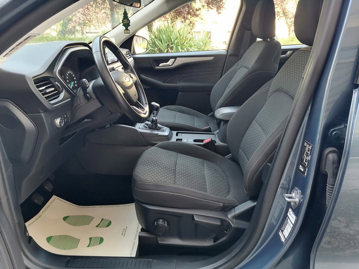 Ford Kuga 1.5 EcoBlue 120 CV 2WD Titanium (12)