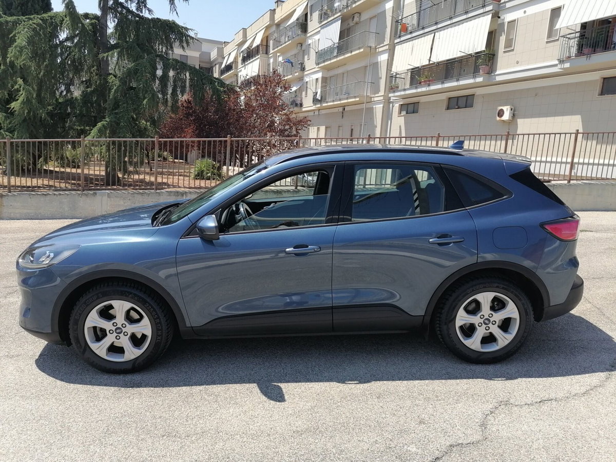 Ford Kuga 1.5 EcoBlue 120 CV 2WD Titanium (3)
