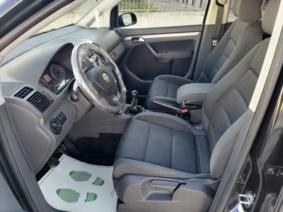 Volkswagen Touran TDI 105CV DPF Trendline (12)