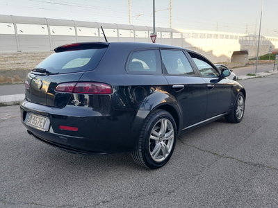 Alfa Romeo 159 SportWagon 2.0 JTDm 136 CV Sportwagon Distinctive (3)