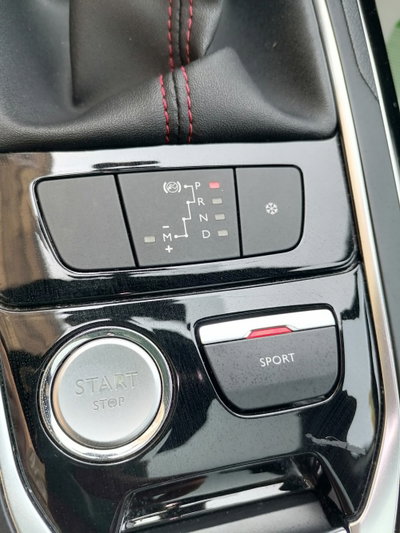 Peugeot 308 SW BlueHDi 120 S&S EAT6 GT Line (17)