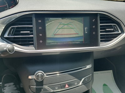 Peugeot 308 SW BlueHDi 120 S&S EAT6 GT Line (18)
