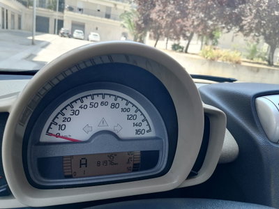 smart Fortwo 1000 52 kW MHD coupé pulse (15)
