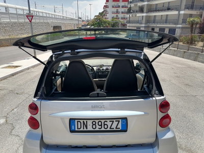 smart Fortwo 1000 52 kW MHD coupé pulse (17)