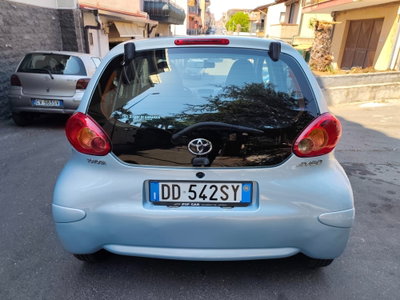 Toyota Aygo 1.0 12V VVT-i 5 porte Sol (5)