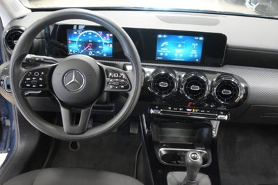 Mercedes-Benz Classe A 180 d Business (13)
