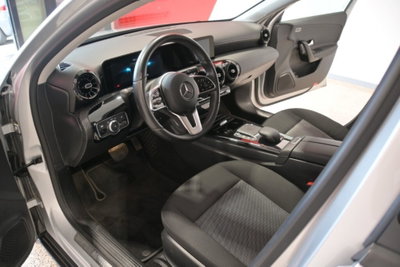 Mercedes-Benz Classe A 180 d Automatic Business (11)