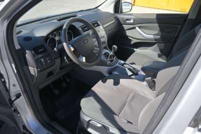 Ford Kuga 2.0 TDCi 136 CV 2WD Titanium DPF (9)