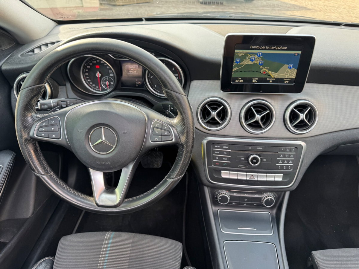 Mercedes-Benz CLA Shooting Brake 200 d 4Matic Automatic Sport (12)