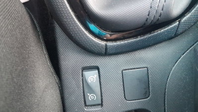 Renault Clio 1.5 dCi 8V 75CV 5 porte Wave (11)