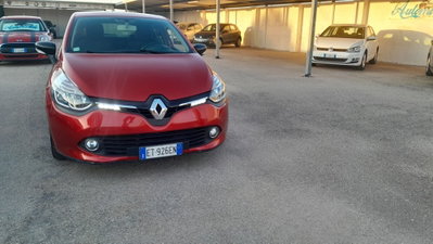 Renault Clio 1.5 dCi 8V 75CV 5 porte Wave (2)