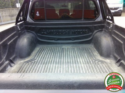 Mitsubishi L200 2.5 DI-D/136CV DC Invite DPF (11)