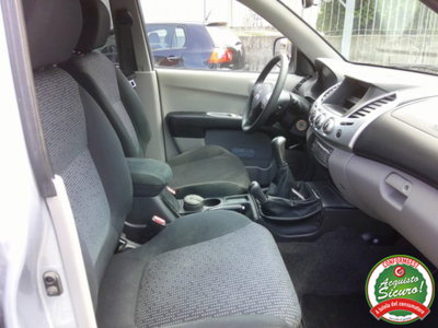 Mitsubishi L200 2.5 DI-D/136CV DC Invite DPF (13)