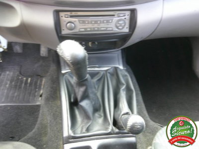 Mitsubishi L200 2.5 DI-D/136CV DC Invite DPF (18)