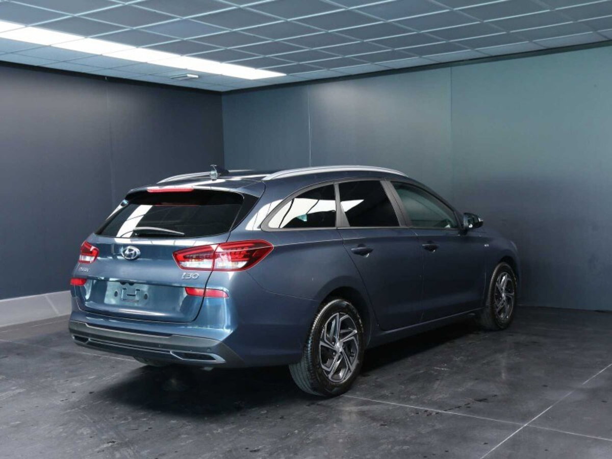 Hyundai i30 Fastback 1.0 T-GDI iMT 48V Prime (4)