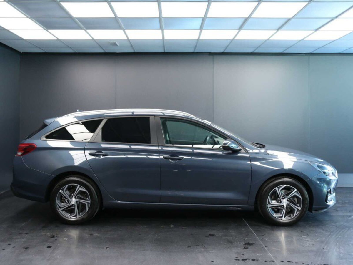 Hyundai i30 Fastback 1.0 T-GDI iMT 48V Prime (8)