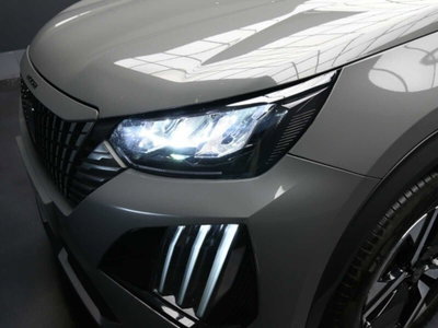 Peugeot 2008 1.2 turbo Allure 100cv (10)