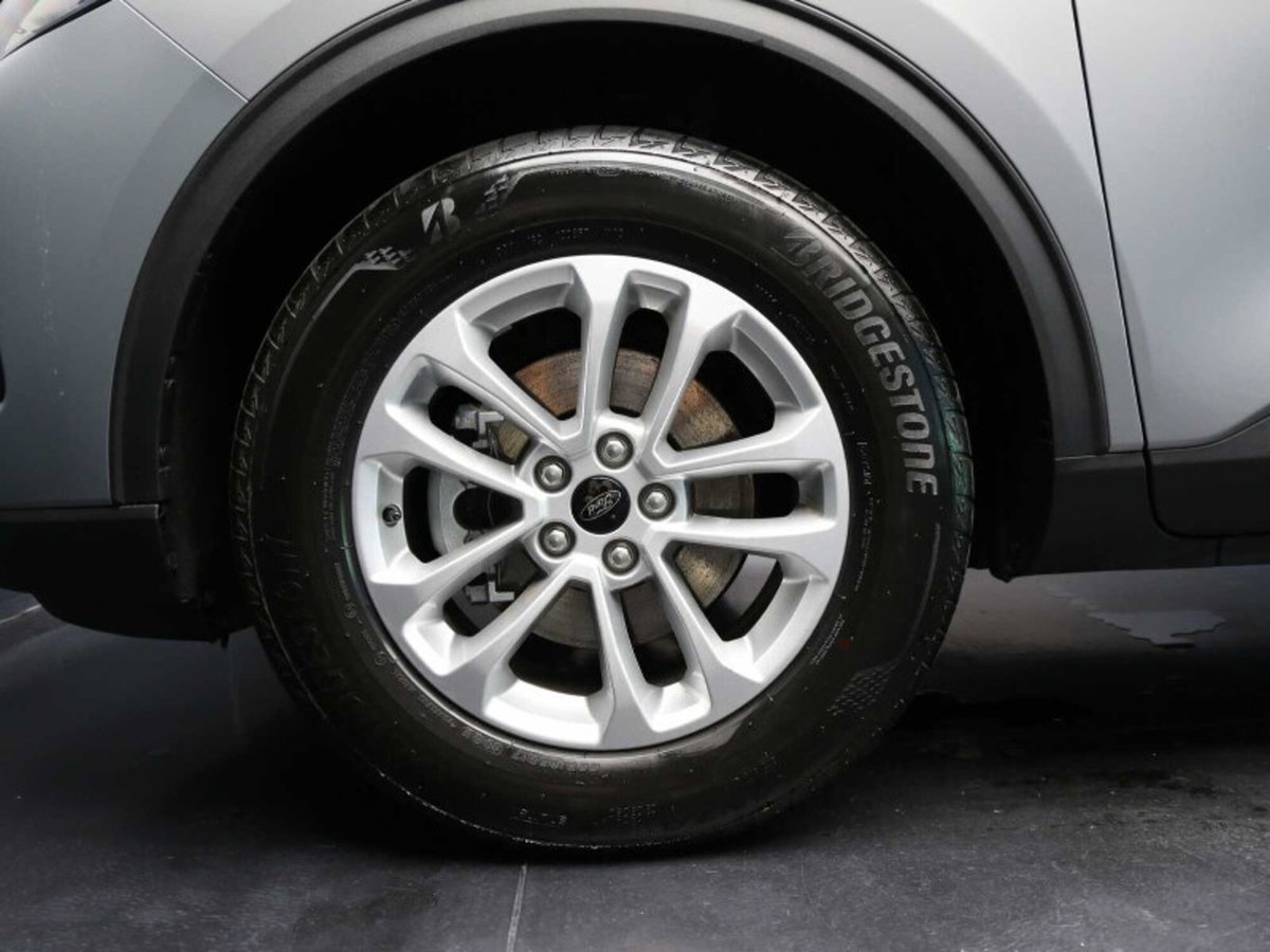 Ford Kuga 2.5 full hybrid Titanium 2wd 180cv auto (12)
