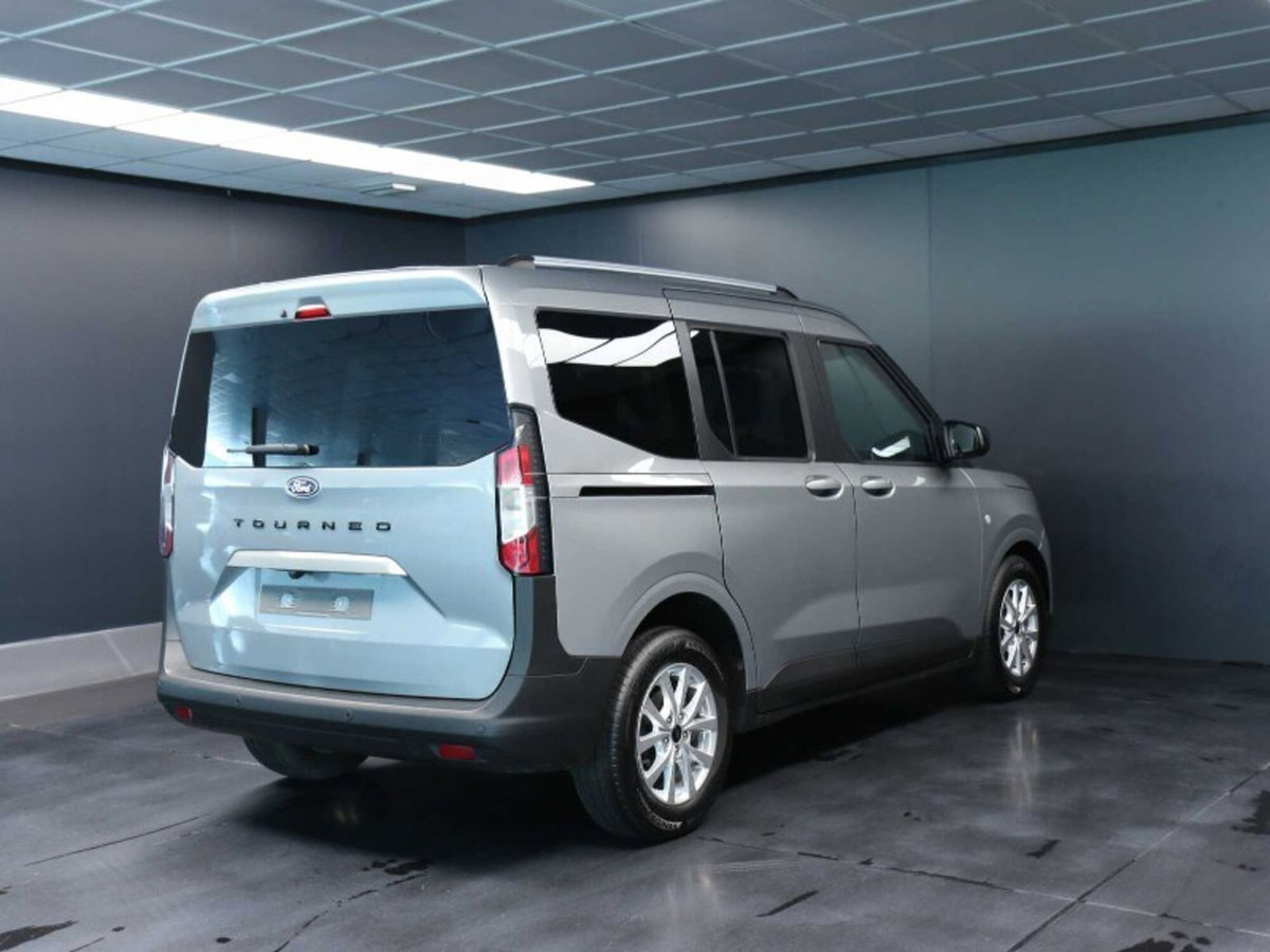 Ford Tourneo Courier 1.0 EcoBoost 100 CV Titanium (4)