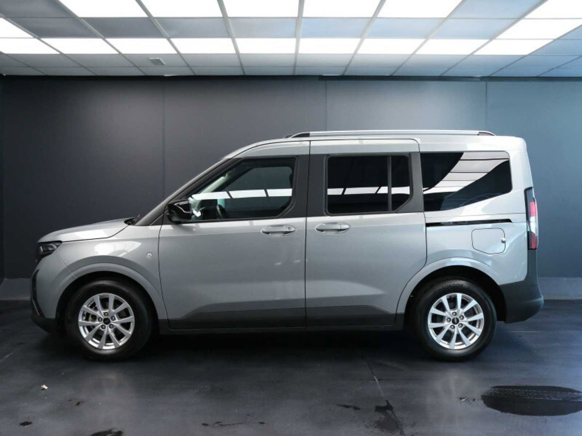 Ford Tourneo Courier 1.0 EcoBoost 100 CV Titanium (7)