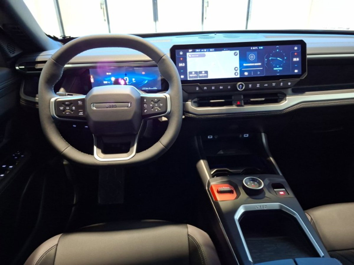 Jeep Compass 1.2 turbo 48V e-hybrid Summit fwd 145cv edct6 (12)