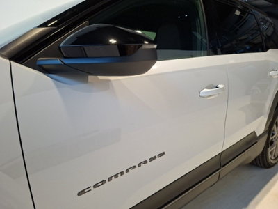 Jeep Compass 1.2 turbo e-hybrid mhev Summit fwd 145cv edct6 (8)
