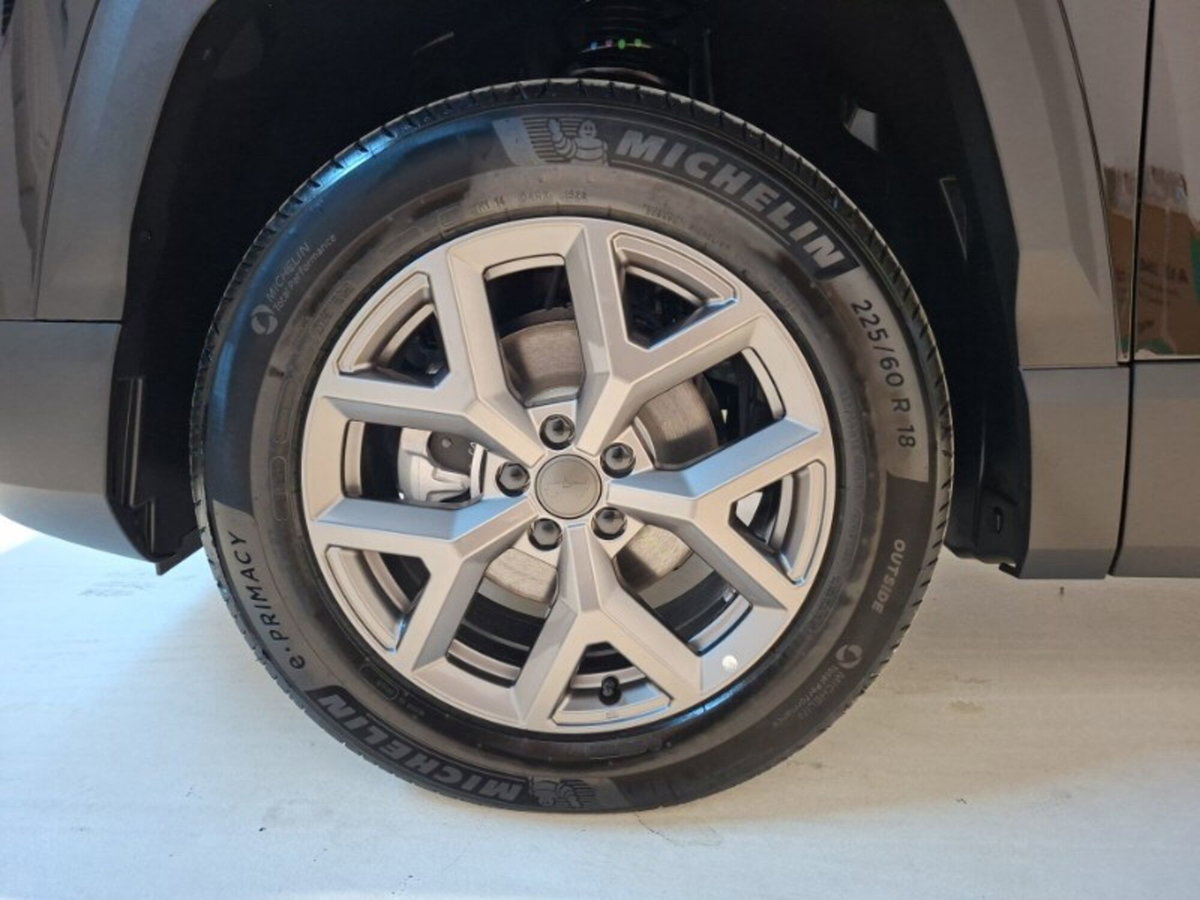 Jeep Compass 1.2 turbo 48V e-hybrid Summit fwd 145cv edct6 (7)