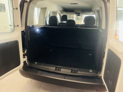 Volkswagen Veicoli Commerciali Caddy Furgone cargo maxi 2.0 tdi scr 102cv Business (7)