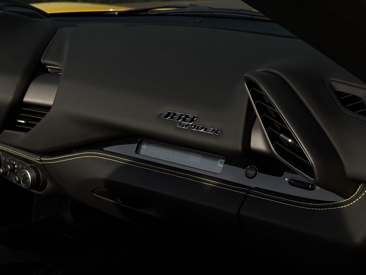 Ferrari 488 Spider 488 Spider (13)
