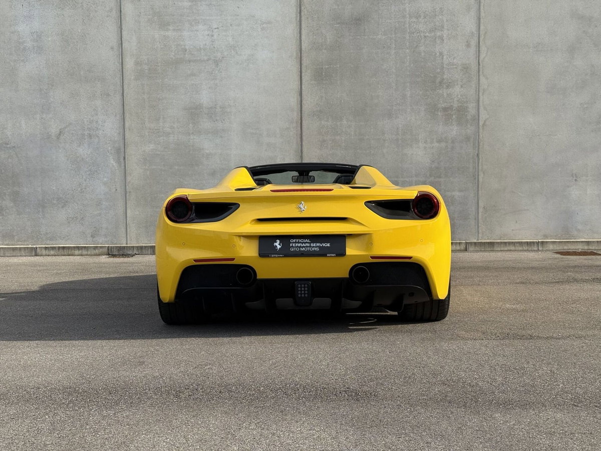 Ferrari 488 Spider 488 Spider (5)