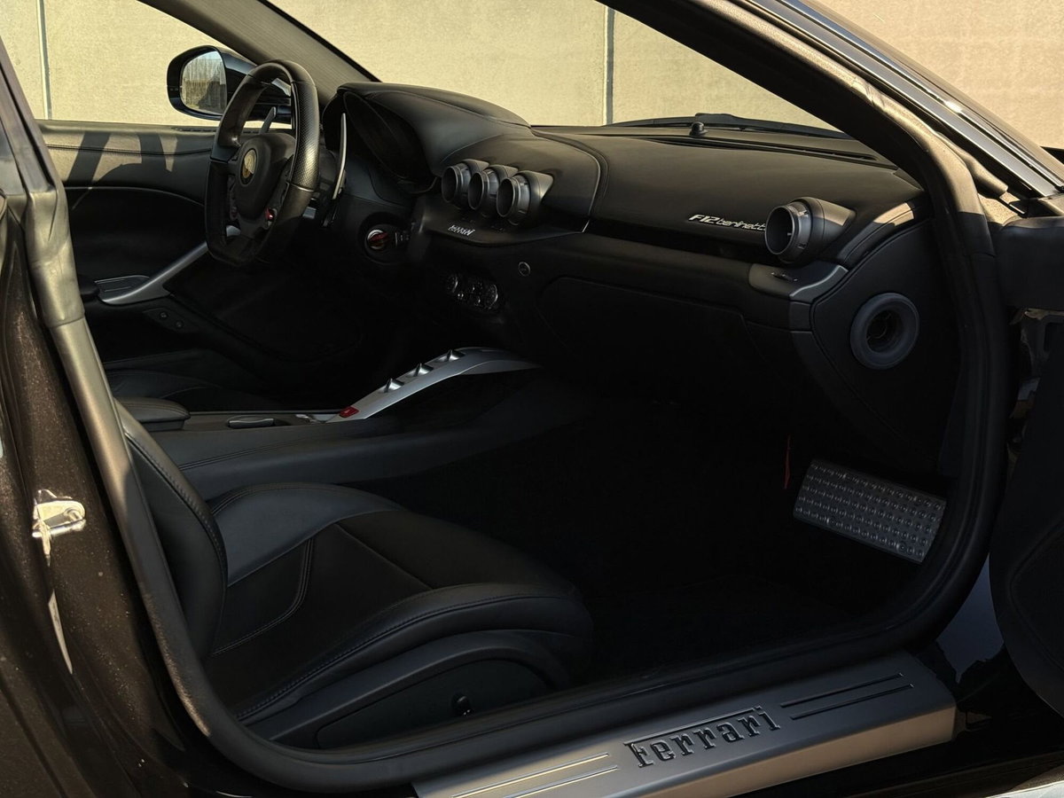 Ferrari F355 Coupé F1 berlinetta (8)