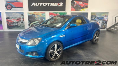Opel Tigra TwinTop 1.4 16V Sport usata