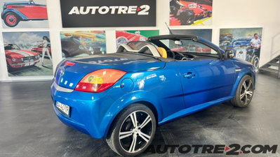 Opel Tigra TwinTop 1.4 16V Sport (5)