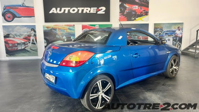 Opel Tigra TwinTop 1.4 16V Sport (9)