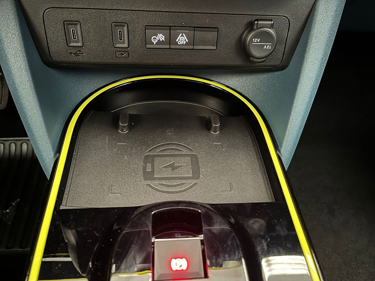 Fiat Grande Panda 1.2 hybrid La Prima 110cv edct (17)