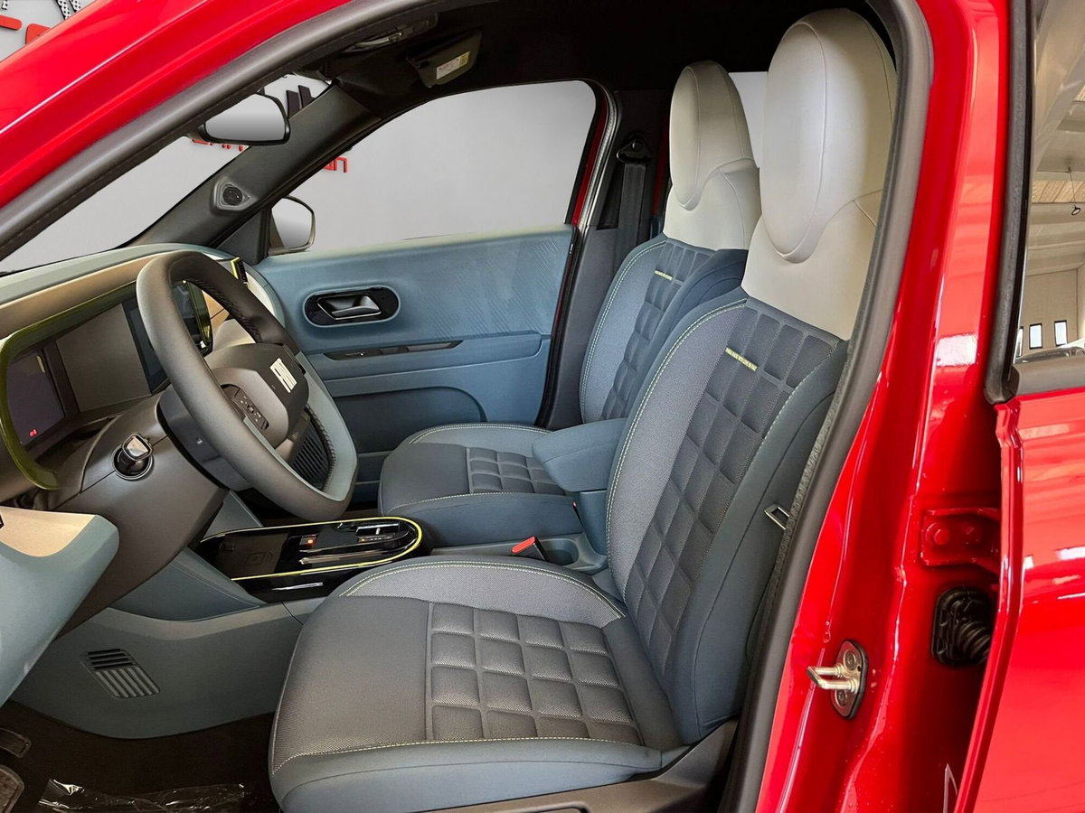 Fiat Grande Panda 1.2 hybrid La Prima 110cv edct (8)