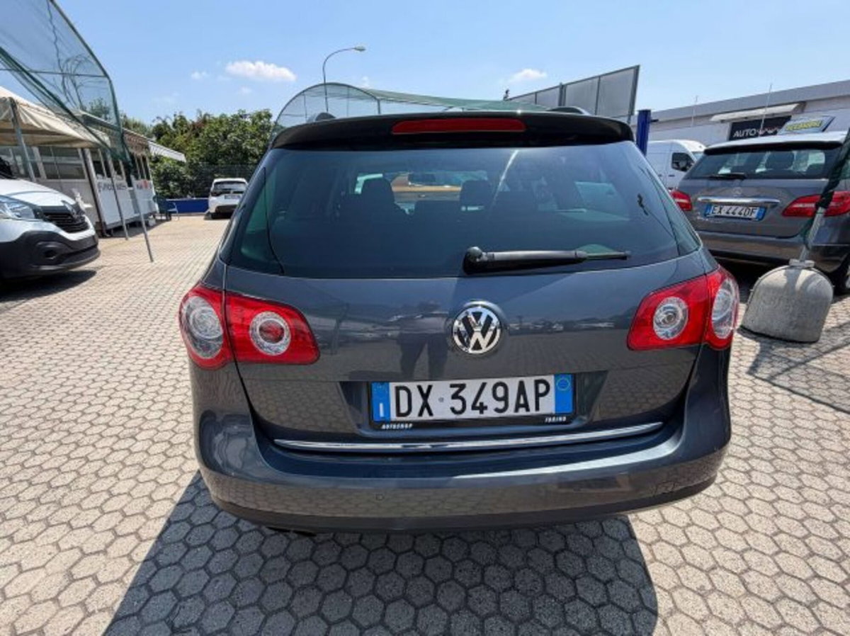 Volkswagen Passat Variant 2.0 TDI DPF 4mot. Business (3)