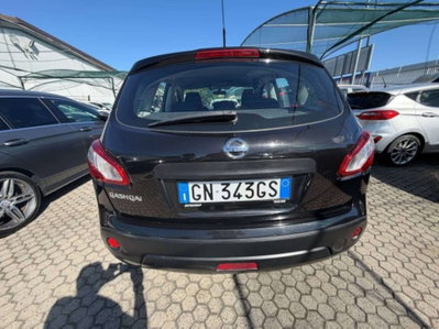 Nissan Qashqai 1.6 16V Visia (2)