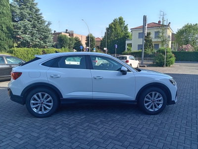 Audi Q3 Sportback 35 TDI quattro S tronic Business Plus (10)