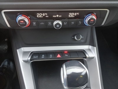 Audi Q3 Sportback 35 TDI quattro S tronic Business Plus (15)