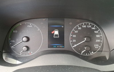 Toyota Yaris Active (12)