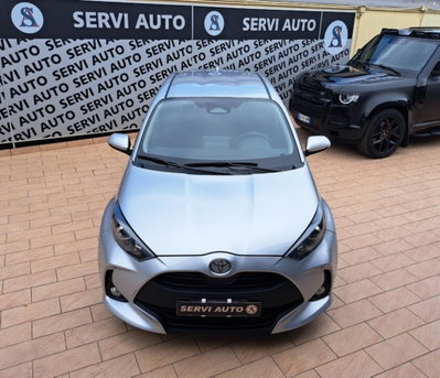 Toyota Yaris Active (3)