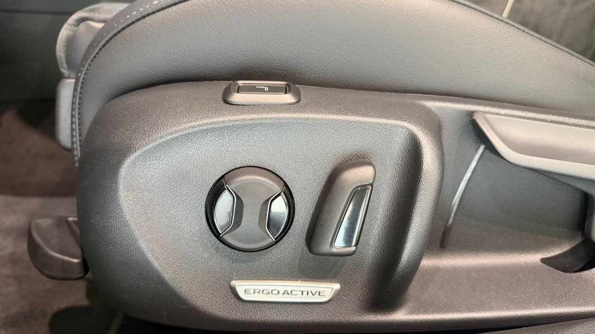 Volkswagen Passat Variant 2.0 TDI SCR EVO Business (14)