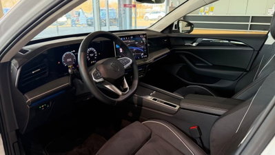 Volkswagen Passat Variant 2.0 TDI SCR EVO Business (16)